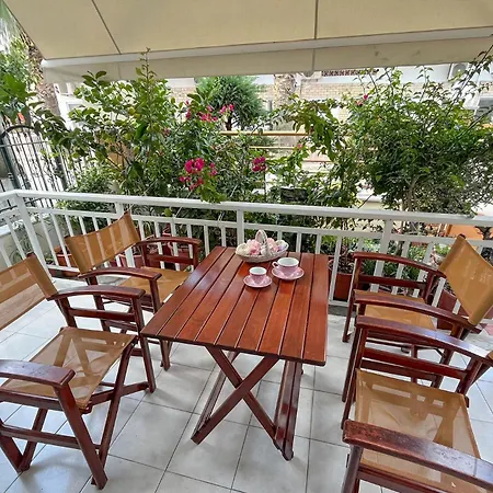 Hotel apartamentowy Leonidas *