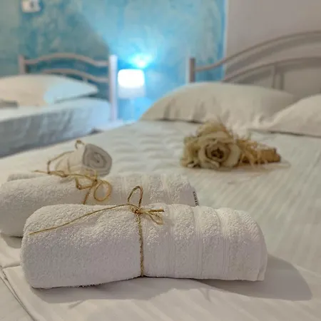 Leonidas Hotel apartamentowy *