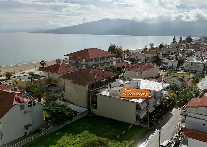 Aparthotel Leonidas *