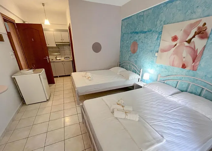Leonidas Aparthotel *