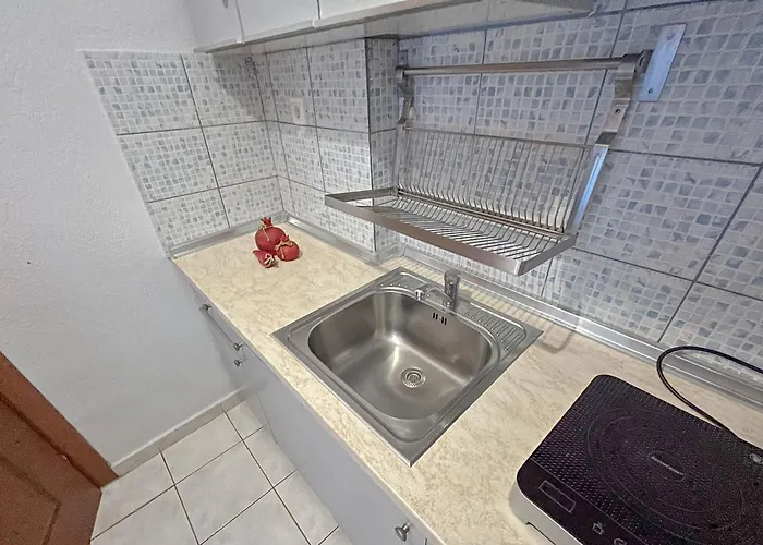 Aparthotel Leonidas