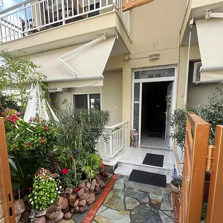 Leonidas Lejlighedshotel Vrasná